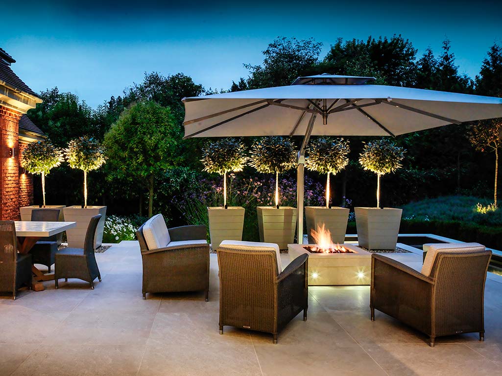 Customer Round Up: 10 High-End Patio Umbrella Set Ups That Will Inspire You  - Poggesi® USA