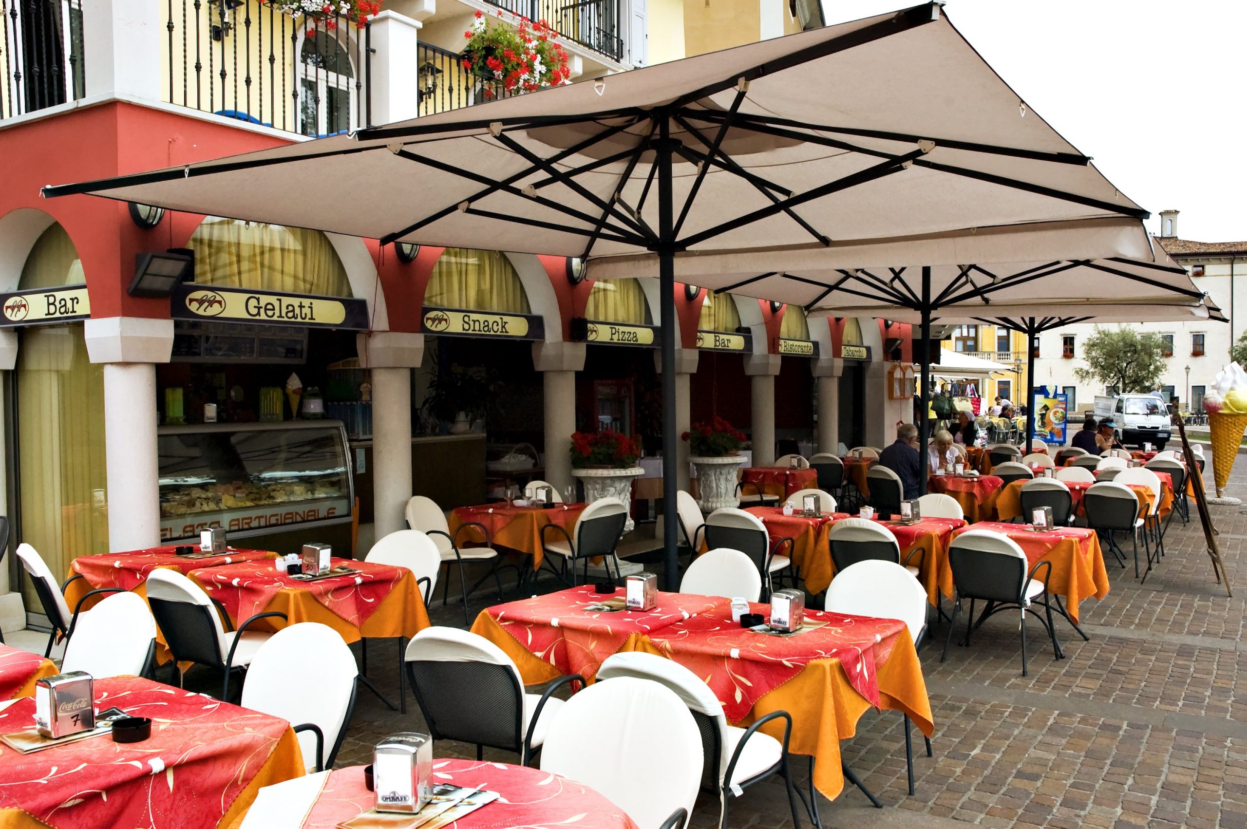 Poggesi Centre Pole Large Restaurant Umbrellas - Poggesi