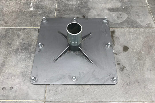 400mm bolt down base